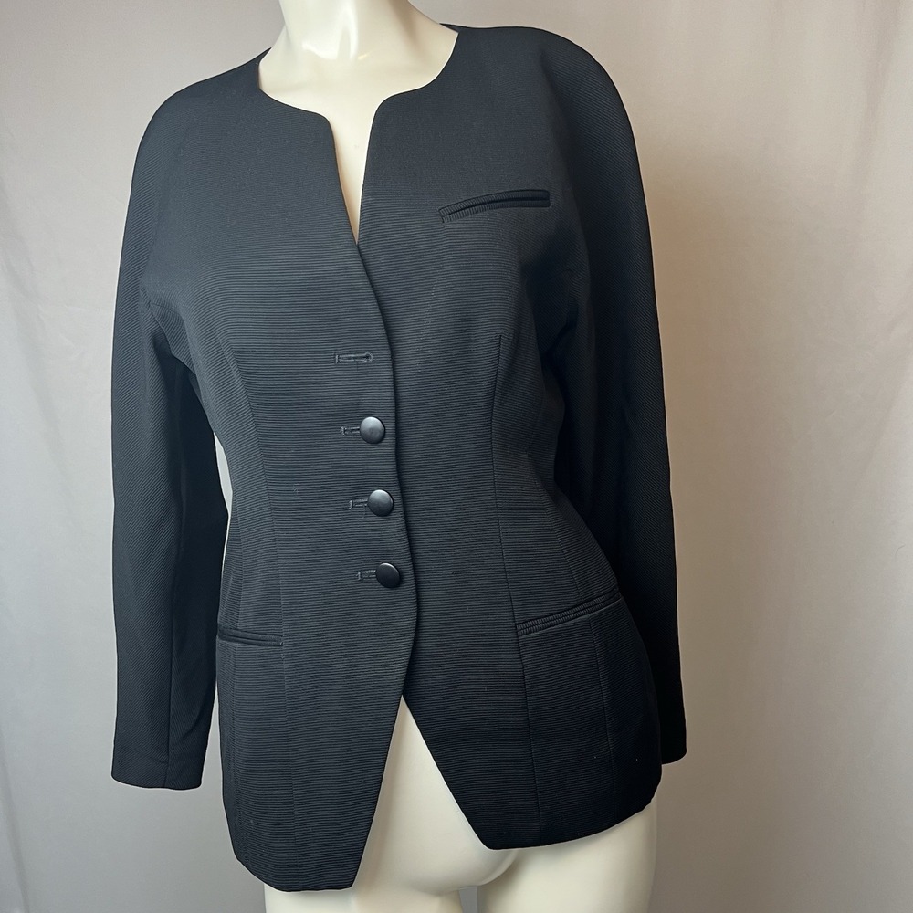 Tahari Arthur S. Levine Button Front Black Blazer 36" Chest, 30" Waist
